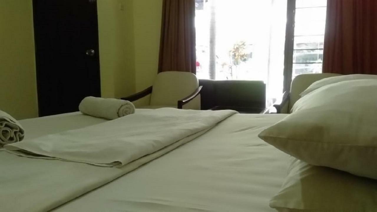 Hotel Merbabu 세마랑 외부 사진